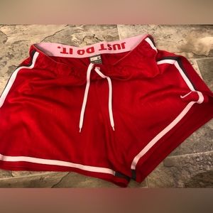 Nike shorts loose fit